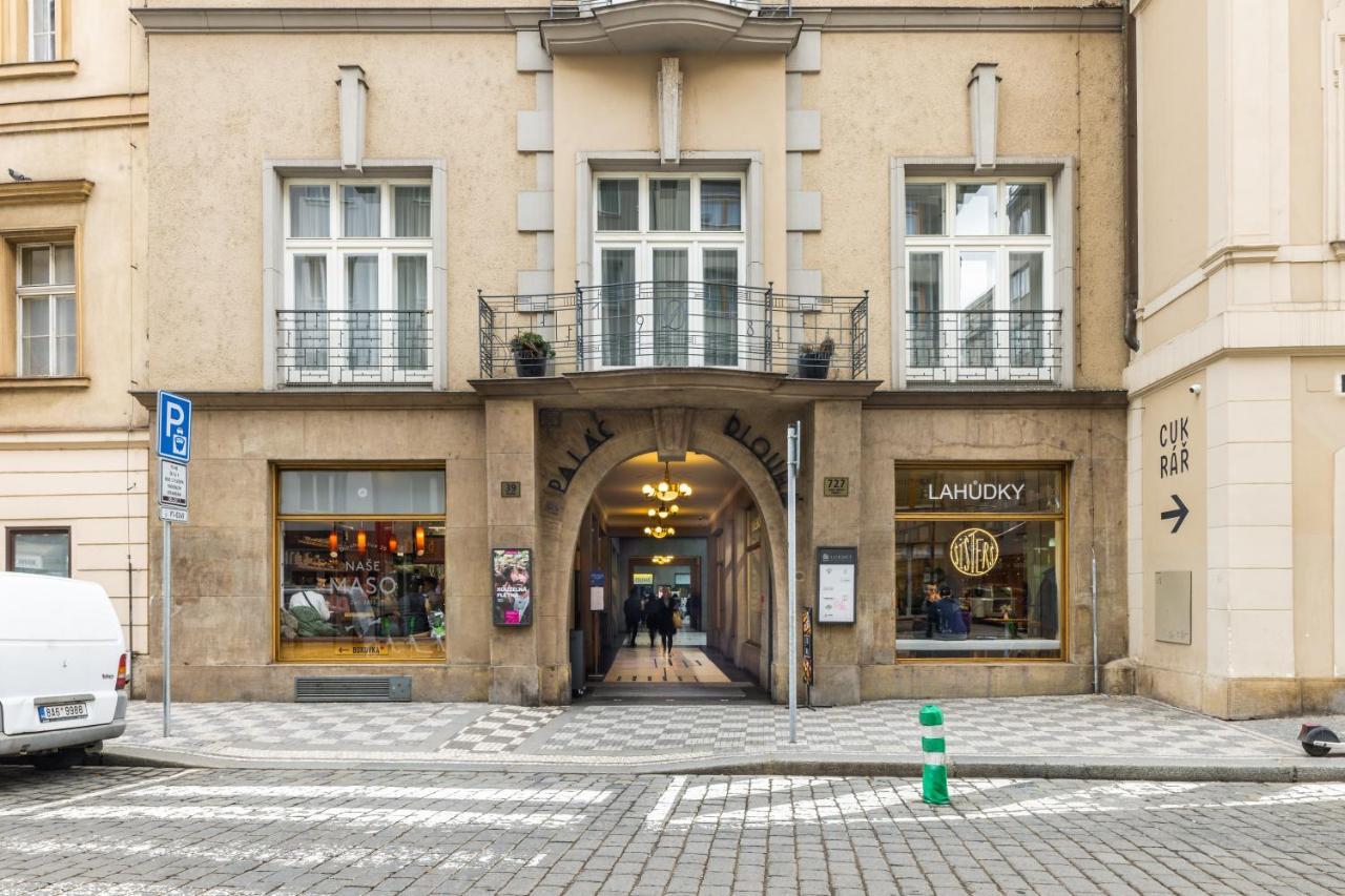 Dlouha Palace - Live In One Of The Best Streets プラハ エクステリア 写真